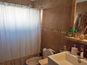 VENTA CASA 4 AMBIENTES EN DIQUE LUJÁN