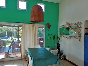 VENTA CASA 4 AMBIENTES EN DIQUE LUJÁN