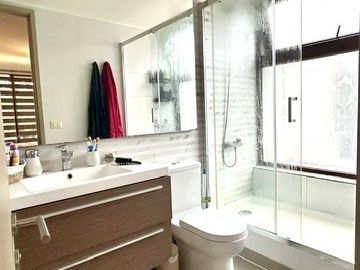 Departamento en venta de 3D/2B estacionamiento Ñuñoa - Lyon