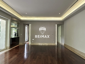 Luxury Modern House Brawijaya Kebayoran Baru – Near Hotel Dharmawangsa
