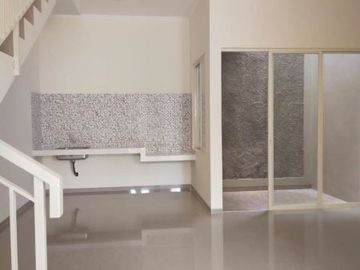 Rumah Mulyosari Utara, Strategis, Siap Huni ROW JALAN 3 MOBIL