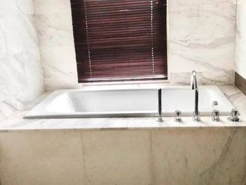 The Peak Sudirman Size 156 Furnished