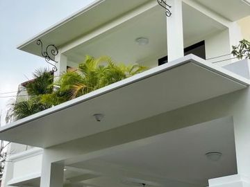 DIJUAL RUMAH 2 LT DAN SIAP HUNI DI MEGA CINERE