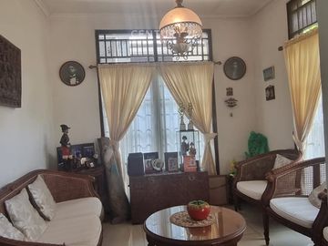 Dijual Rumah Strategis Harga Menarik Di Bintaro Sektor 5