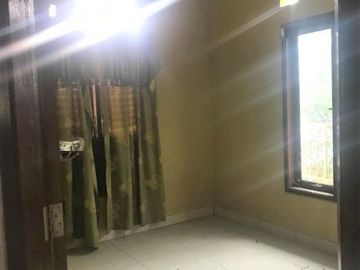 [FB1CD4] For Sale 4 Bedroom House, 200m2 - Taman Adiyasa Housing