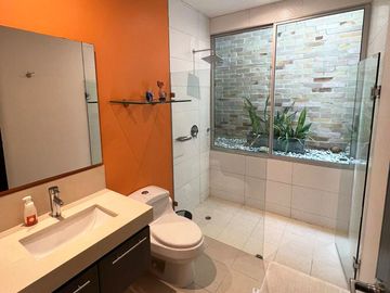 casa en venta en vía cartagena. Cod V25032