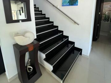 casa en venta en vía cartagena. Cod V25032