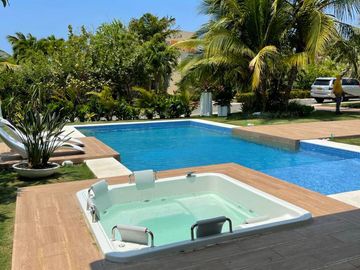 casa en venta en vía cartagena. Cod V25032