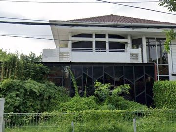 Sewa Rumah Mewah Bekas Tempat Usaha Di Raya Darmo Permai