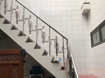 Di jual rumah di Gayungan Menanggal surabaya