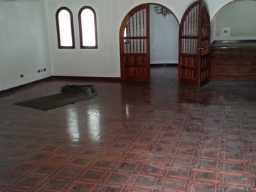 CASA EN VENTA, CAMACHO, 1043 M2 DE TERRENO