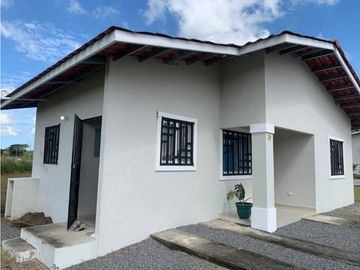 Super oportunidad!!! Vendo casa en Boquerón para continuar pagando