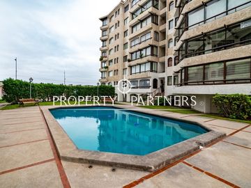 Amplio departamento en primera línea ubicado en Av del Mar