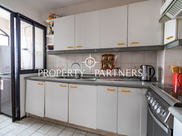 Amplio departamento en primera línea ubicado en Av del Mar