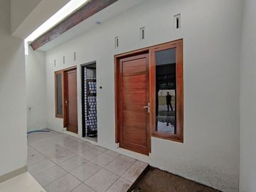 RUMAH ETNIK 3 KAMAR DEKAT BANDARA NYIA YOGYAKARTA