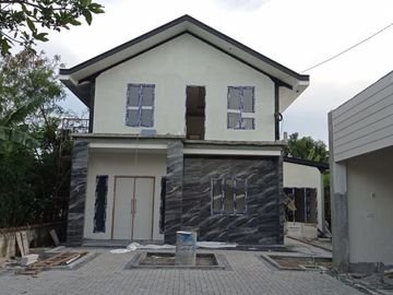 Rumah Besar SURABAYA BARAT 919 m2 RAYA Ngemplak Sambikerep