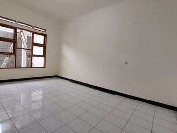 Rumah Terawat Di Batu Indah Dkt Batununggal Buah Batu