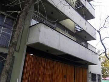 1 AMBIENTE AL FRENTE CON BALCON1 AMBIENTE AL FRENTE CON BALCON