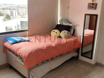 En Venta Departamento ,Gaspar de Villaroel y Eloy Alfaro ,Quito