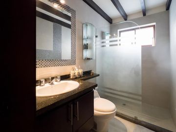 i3 vende o arriendo  casa en nayon