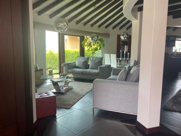 i3 vende o arriendo  casa en nayon