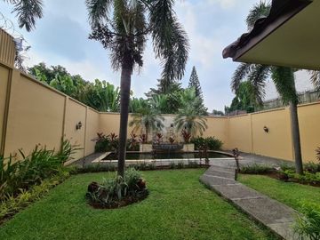 Town House di Pejaten dgn Kolam Renang dan Taman & Siap Huni Kondisi Unfurnished HSE-A0456