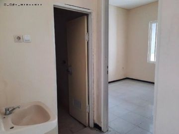Rumah siap huni, baru renovasi Jln Keputih Tegal Timur