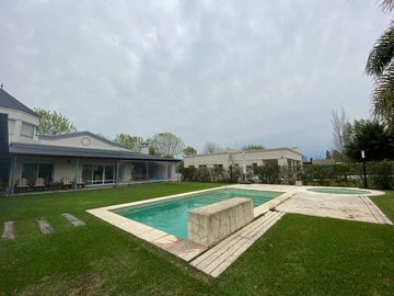 Casa en venta en Haras del Sur I
