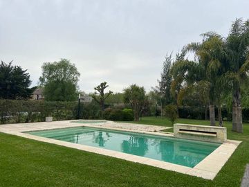 Casa en venta en Haras del Sur I