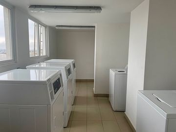 EL LLANO SUBERCASEAUX, METRO