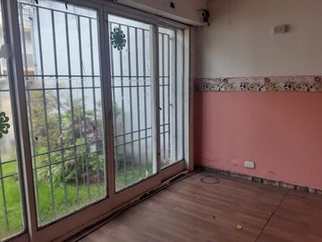 Casa en venta en Ramos Mejia Sur