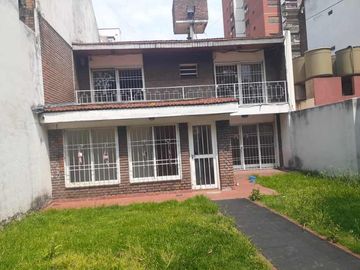 Casa en venta en Ramos Mejia Sur