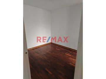 ¡Tu nuevo hogar te espera!

Este increíble departamento de 3 dormitorios es perfecta para ti y tu familia.

Ubicado en el 3er piso
Espacios ampli
