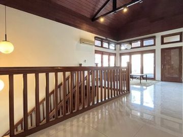 DIJUAL RUMAH LUAS dgn S.POOL di Jl BENDA RAYA / KEMANG, AMPERA