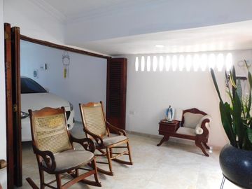 casa en venta en crespo. Cod V88666
