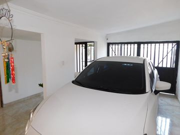 casa en venta en crespo. Cod V88666
