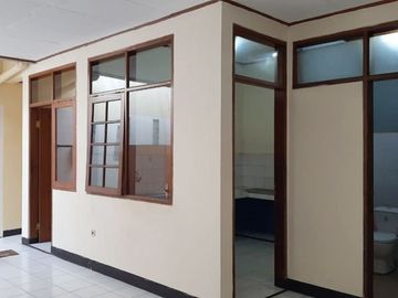 Di Sewakan Rumah Siap Huni 3 Kamar Nego Sampai Cocok di Jl. Kembar Bandung