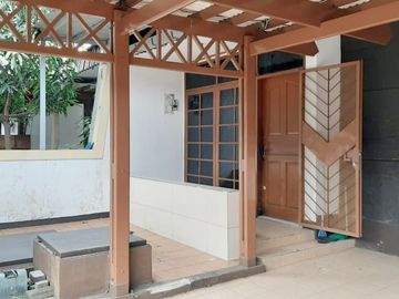 Di Sewakan Rumah Siap Huni 3 Kamar Nego Sampai Cocok di Jl. Kembar Bandung