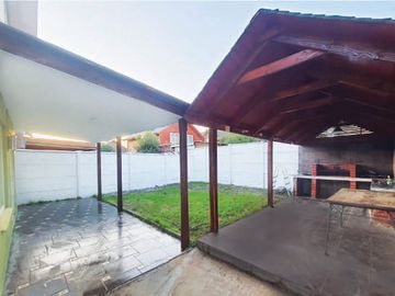 Vendo casa Valles del Country