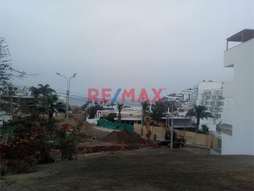 Disfruta de la brisa marina y la tranquilidad de vivir cerca del mar, Ideal para la construcción de una casa de ensueño o un edificio de hasta 4 pisos