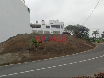 Disfruta de la brisa marina y la tranquilidad de vivir cerca del mar, Ideal para la construcción de una casa de ensueño o un edificio de hasta 4 pisos