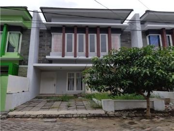 Rumah Murah Kawasan Perumahan Green Semanggi Surabaya