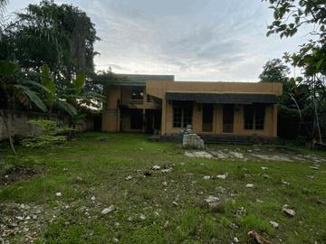 Disewakan Tanah Pinggir Jalan Area Komersil Di Pasar Minngu