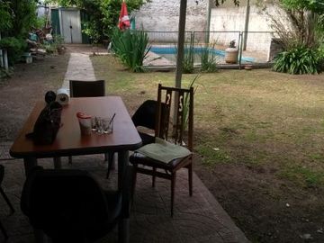 Chalet en venta en Castelar Norte