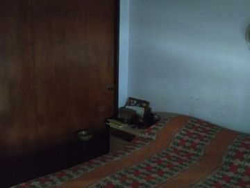 Chalet en venta en Castelar Norte