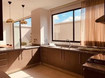 CASA EN VENTA CAMINO REAL A CHOLULA SANTA GEMA PUEBLA