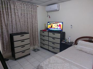 Casa de venta en la Urbanización La Joya, primeras Etapas, 3 dormitorios.