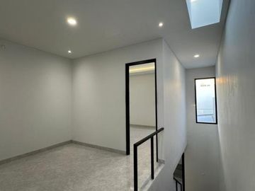 Dijual Rumah Panjang Jiwo Permai Surabaya, Aman Murah Terbaik