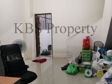 Disewa Ruko 3 Lt KBC (Batam Centre) Type 250/76.50 - Batam