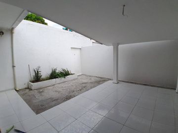 CASA EN VENTA BARRIO LA CASTELLANA|1073